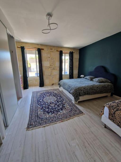Demeure En Pierre Avec Piscine Privee Villa Etauliers Kültér fotó