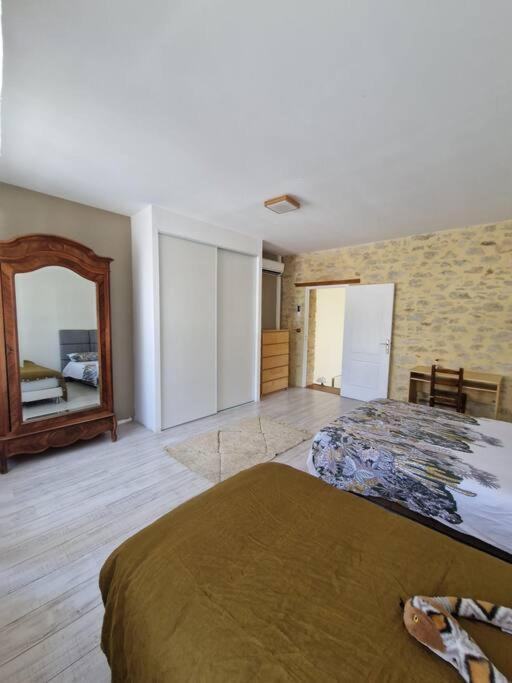 Demeure En Pierre Avec Piscine Privee Villa Etauliers Kültér fotó