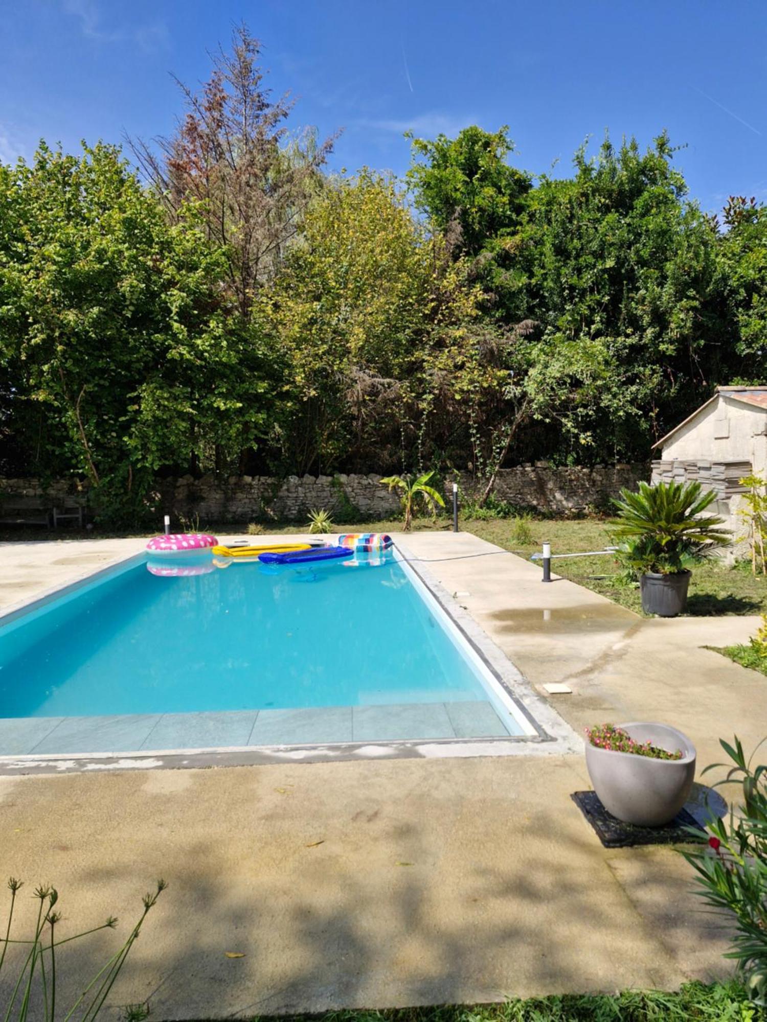 Demeure En Pierre Avec Piscine Privee Villa Etauliers Kültér fotó